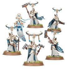 Warhammer Age of Sigmar: Lumineth Realm-lords. Alarith Stoneguard